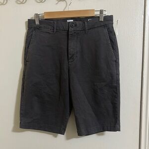 NWT Men’s Gap Stretch 12” Shorts size 30